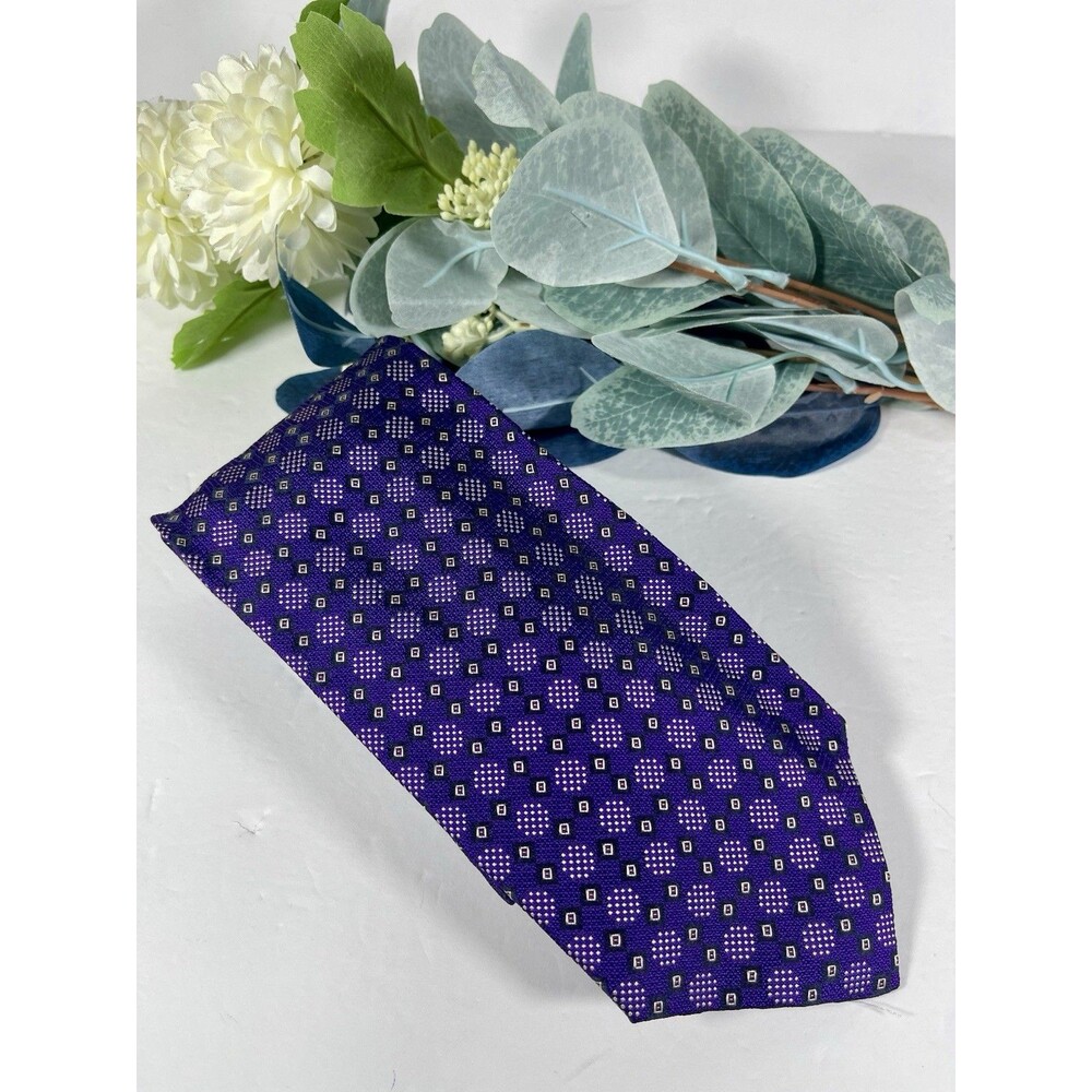 Bachrach Men's 100% Silk Tie Purple Geometric Polka Dot Medallion Made In Italy